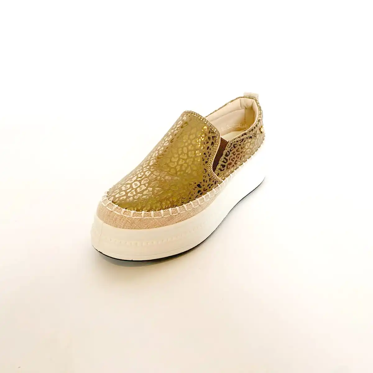 Butterfly Senhora 13 gold slip on