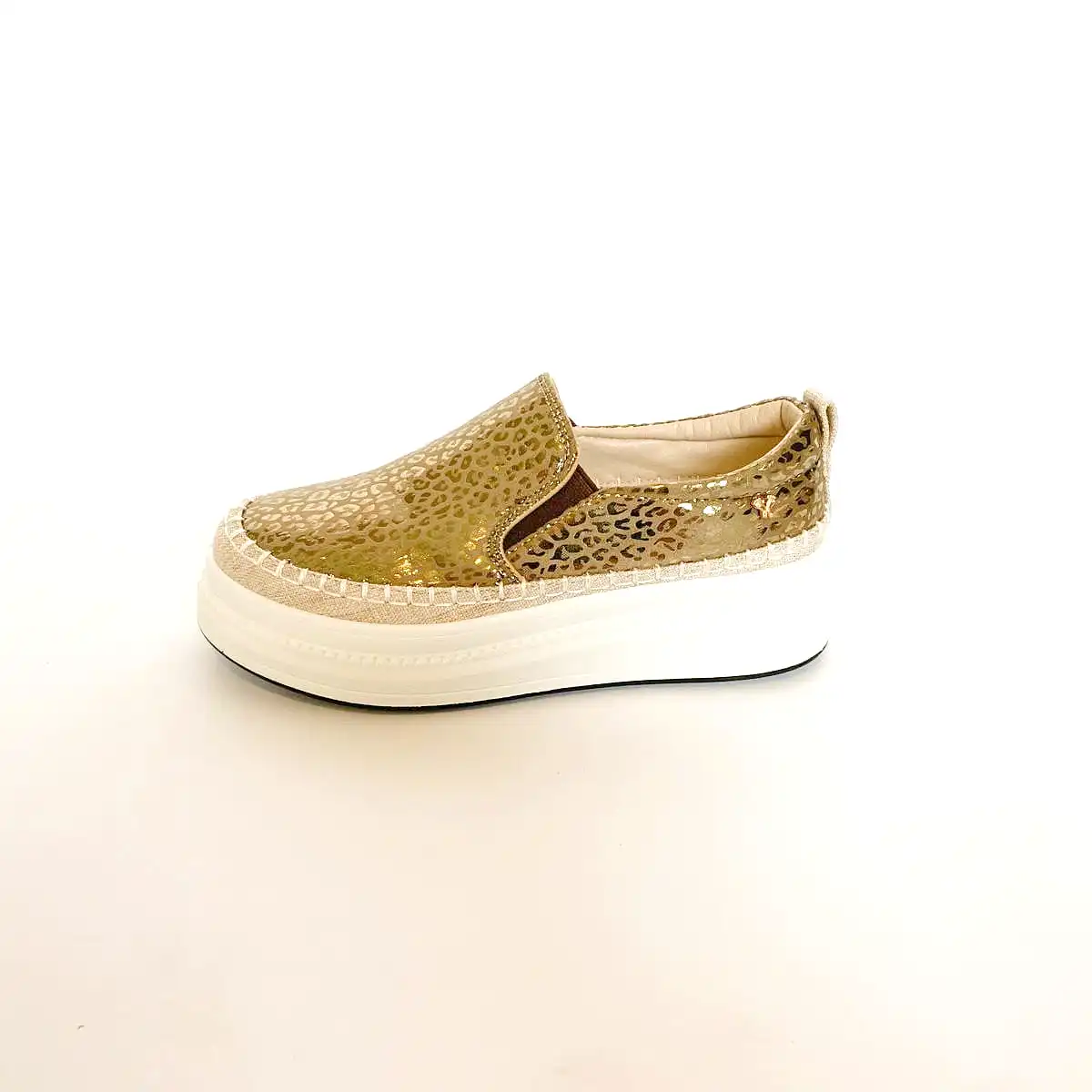 Butterfly Senhora 13 gold slip on