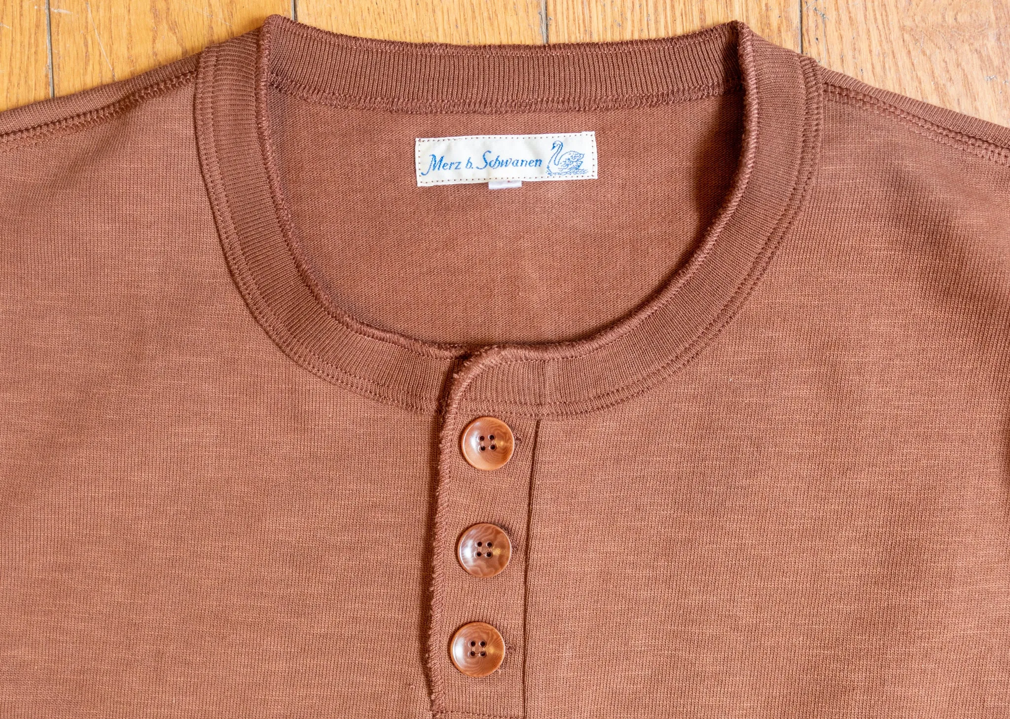 Merz b. Schwanen 2S04 Men's Heavyweight Loopwheel Henley - Tan