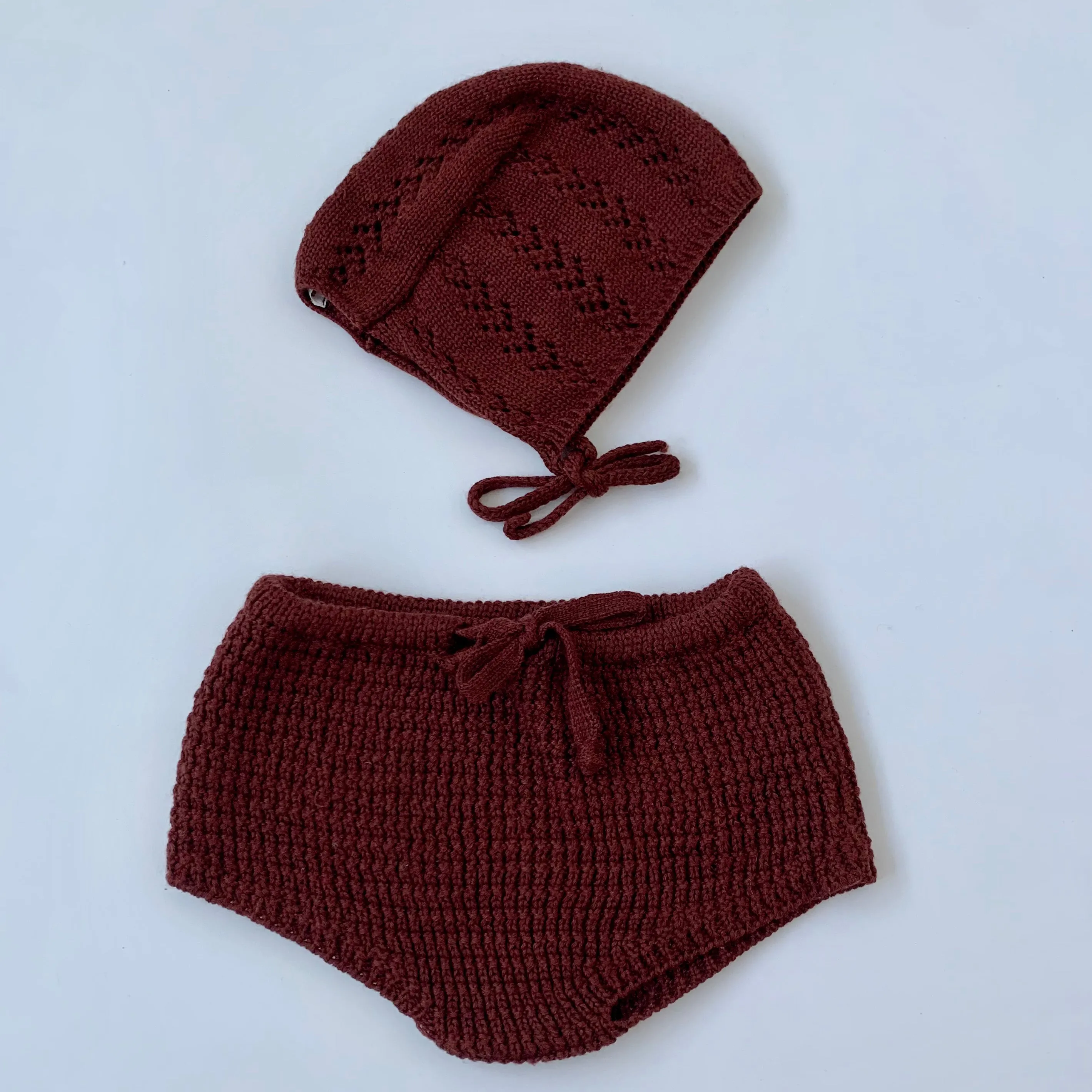 Petit Bec Rust Wool Bonnet: 3 Years