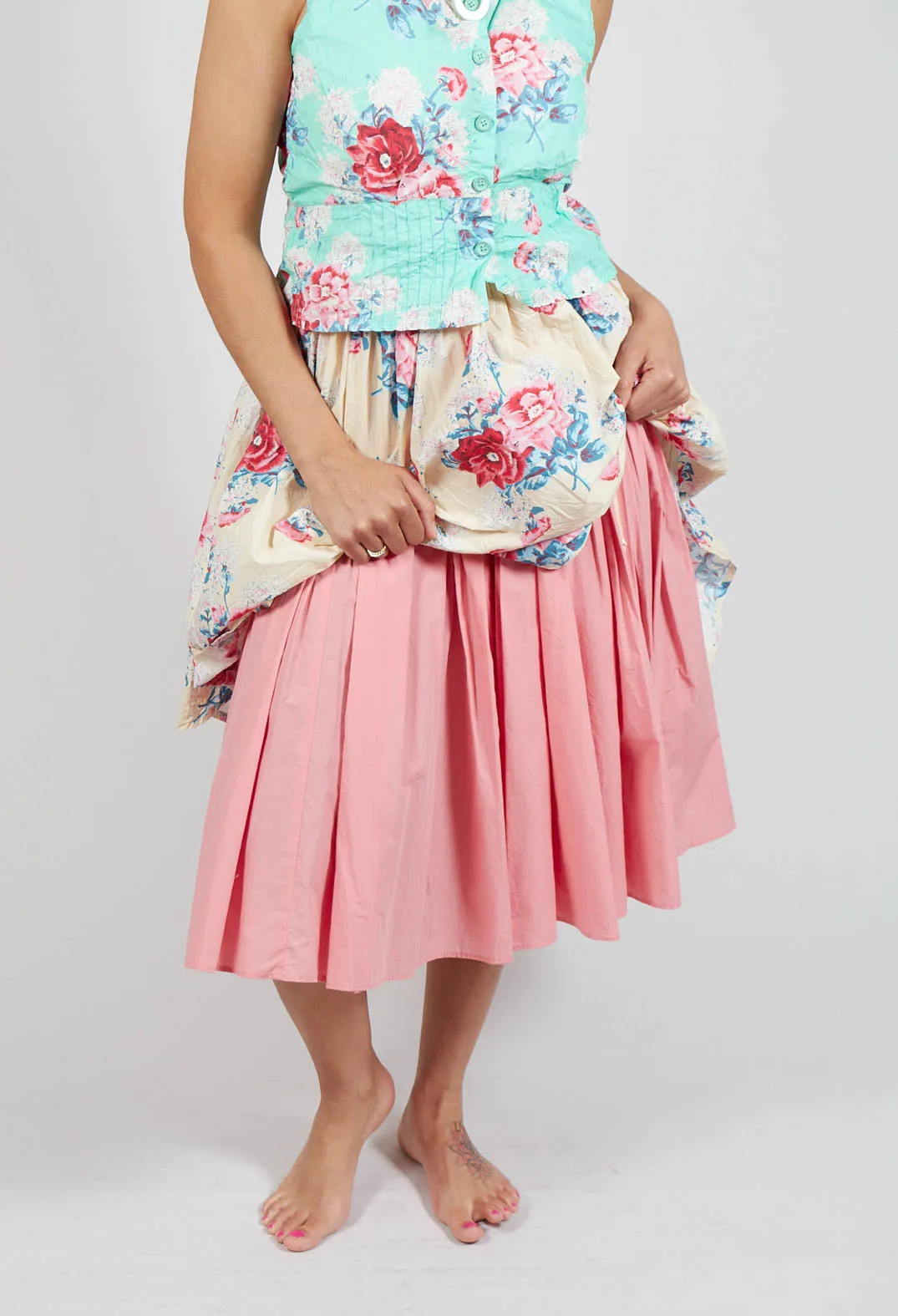 Pleated Midi Skirt in Pink