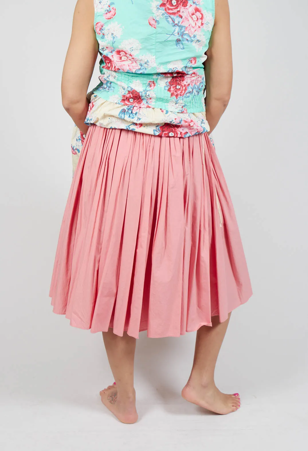 Pleated Midi Skirt in Pink