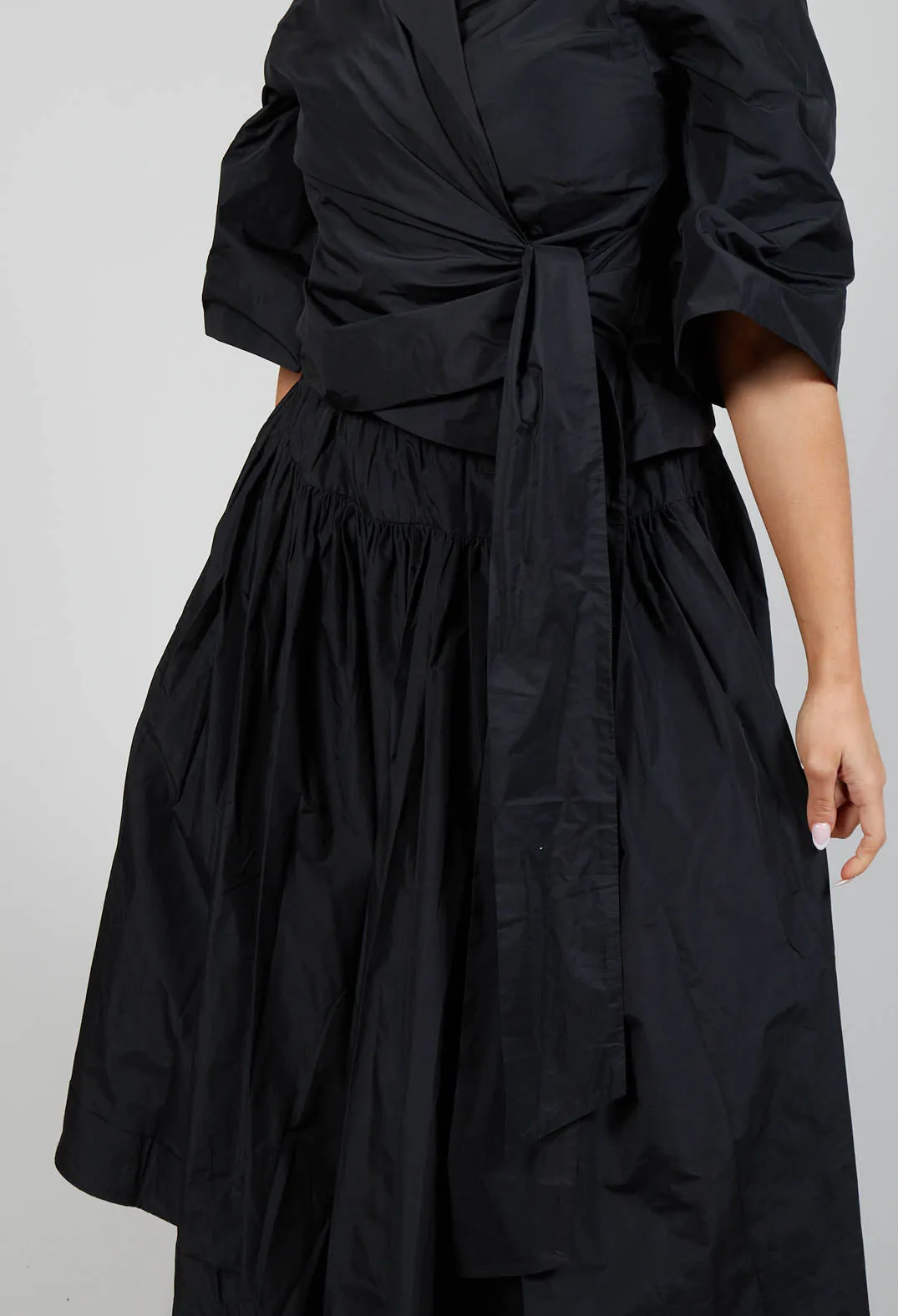 Pull on Pleated Skirt in Black