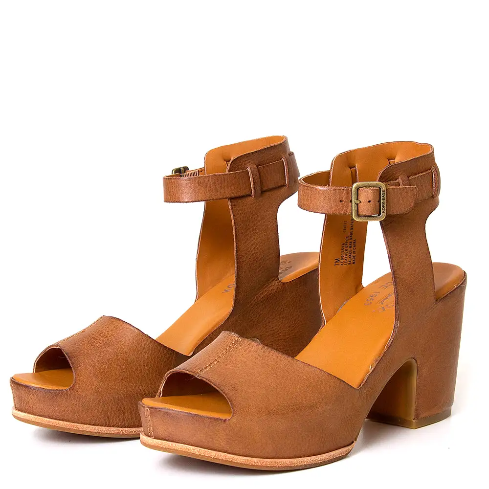 Stasia Women's Platform Leather Sandal